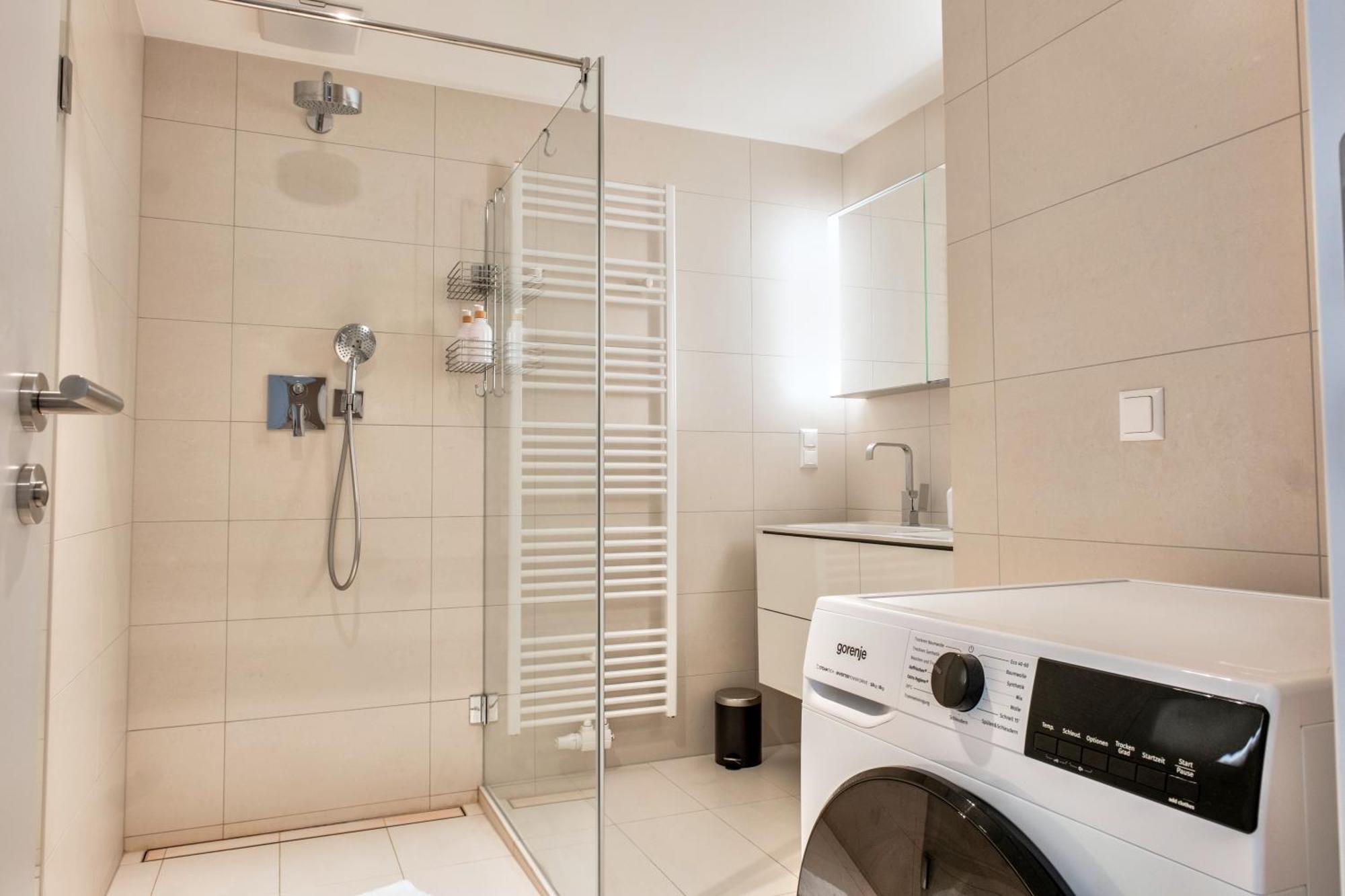 Apartment Long Term I 7 Minutes To Inner I At Metro *